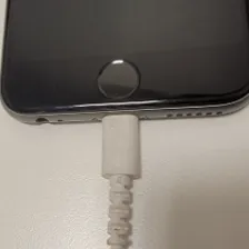 iPhoneとバッテリーの動作を確認する