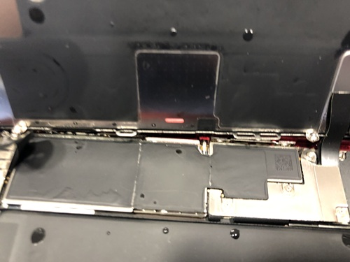 iPhoneの防水性能はは「完全防水」と思うと危ない