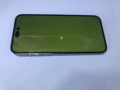 iPhone14 Pro Max 水没により画面が緑色に…