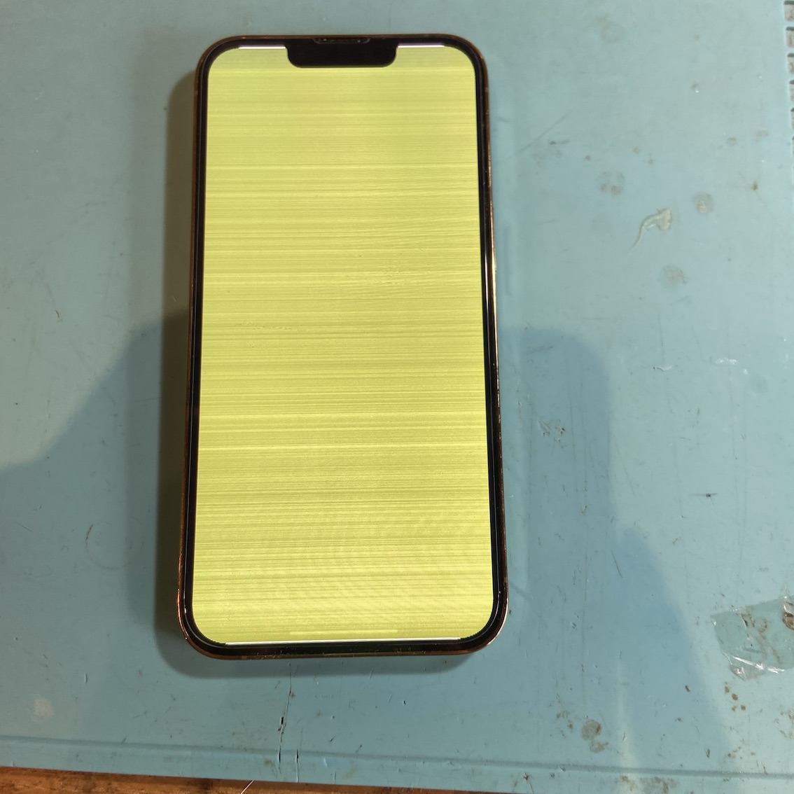 【横浜店】iPhone13Proの画面修理のご案内