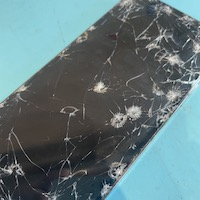 iPhone 12の画面割れ修理！データそのまま即日復旧！