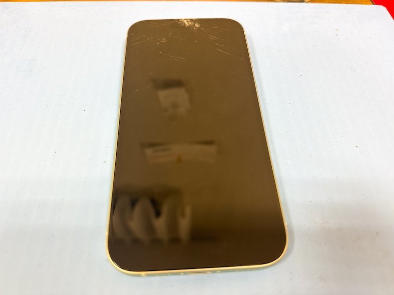 iPhone15 ガラス割れ修理 浦安 新浦安