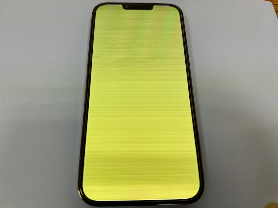 新浦安よりiPhone13 ProMAX 画面修理修理のお客様
