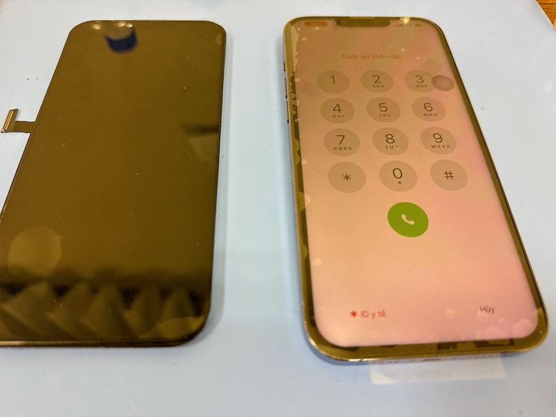 舞浜よりご来店 iPhone13ProMAX画面交換修理のお客様