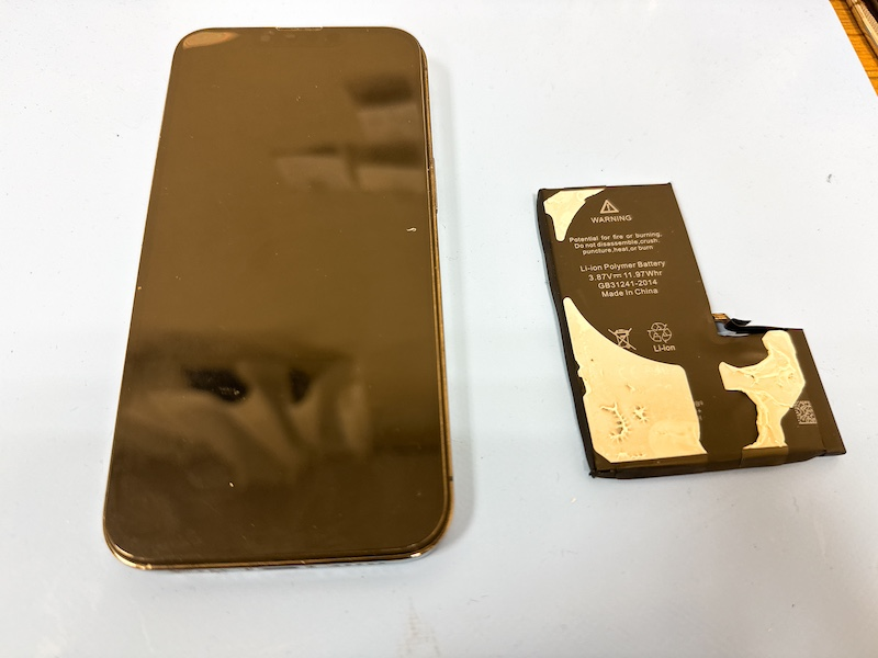 iPhone13Pro バッテリー交換 浦安 新浦安
