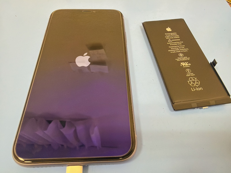 葛西よりご来店 iPhone11バッテリー交換修理お客様