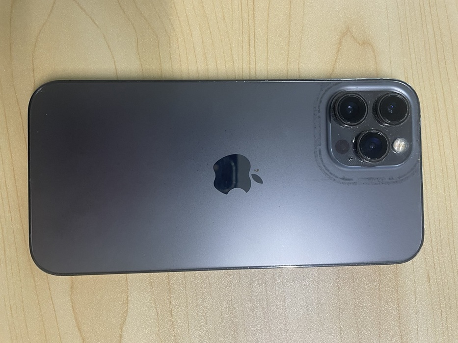 iPhone 12ProMaxの液晶交換修理
