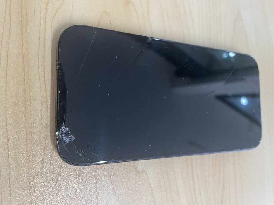 iPhone 15の液晶交換修理