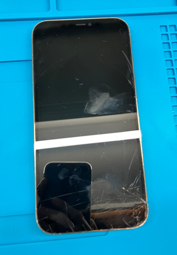 【iPhone 12 Pro Max】フロントパネル（OLED）交換