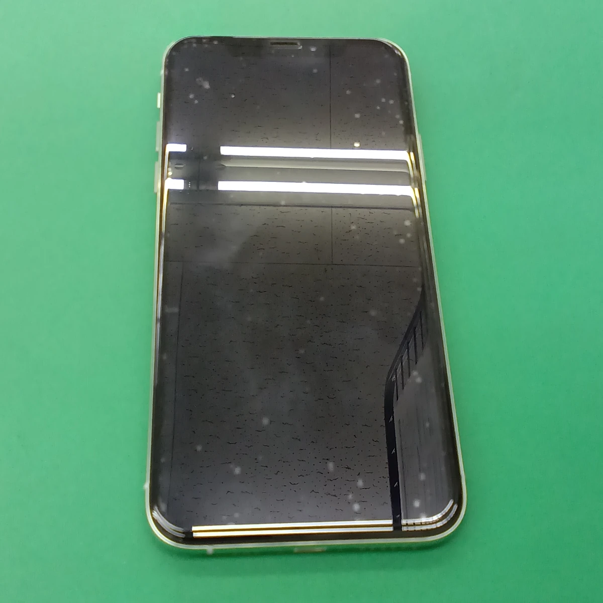 【京都店】iPhone XS 画面タッチ不良修理事例