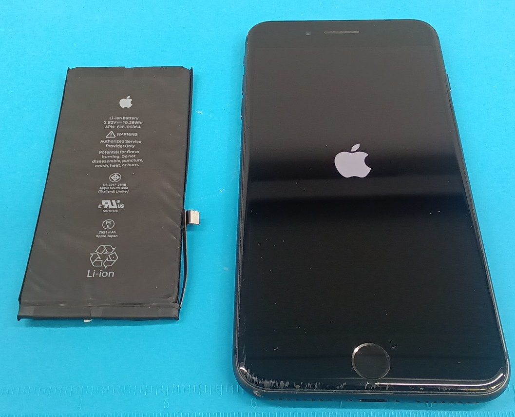 【iPhone 8 Plus】バッテリー交換修理（4,800円）