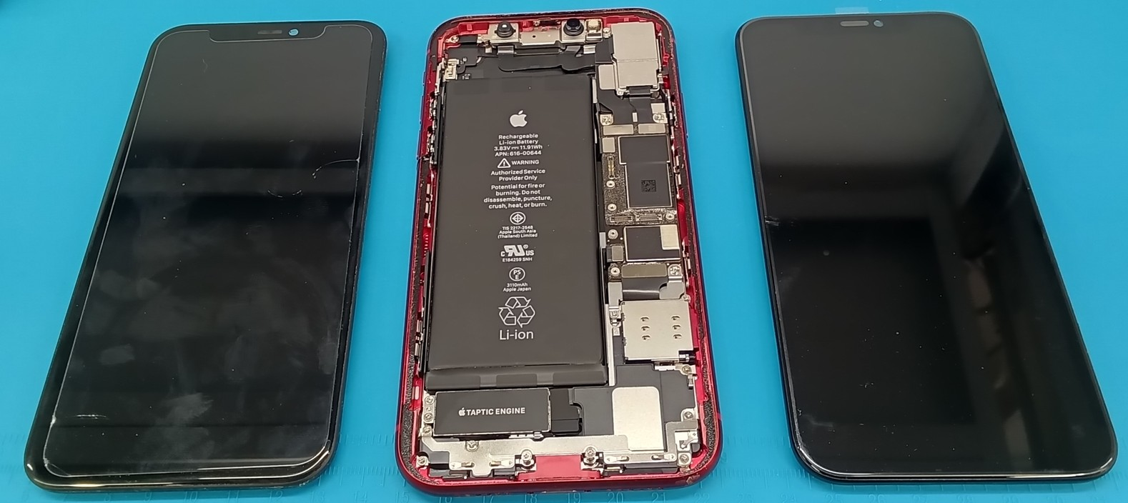 福井日之出店｜iPhone11 液晶不良によるフロントパネル交換事例