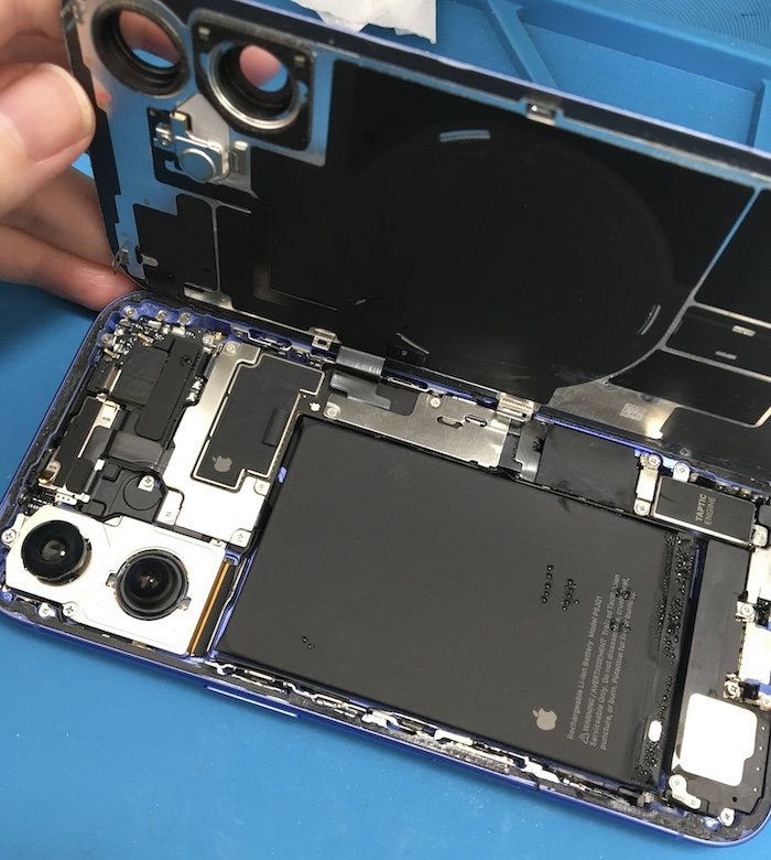 水没で起動しなくなったiPhone16の基板修理によるデータ復旧事例