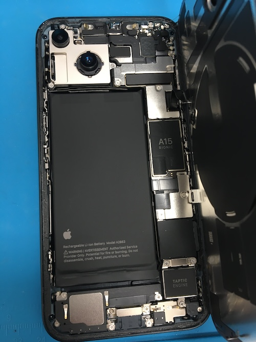 iPhone14のバッテリー交換事例 バッテリーの減りが早い！