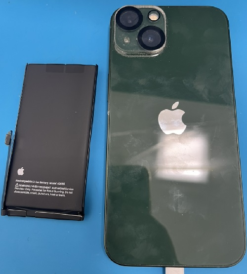iPhone13 大容量バッテリー交換の修理金額と所要時間を紹介