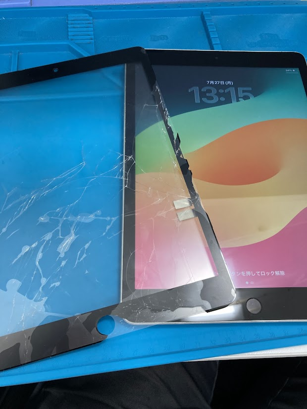 iPhone修理ダイワン梅田店｜iPad9レジ端末のガラス割れ即日修