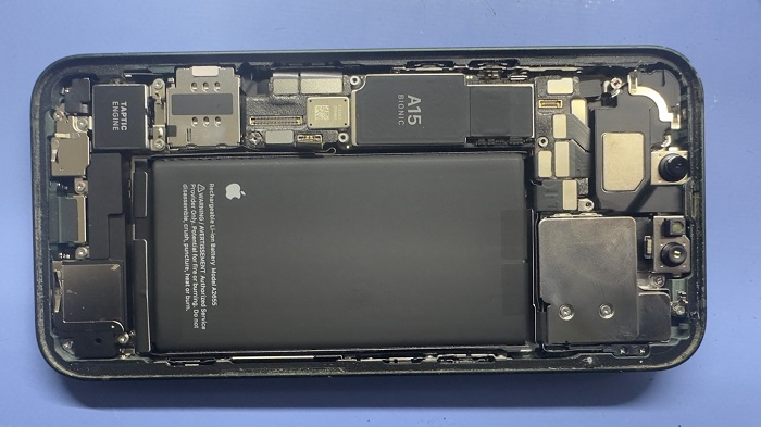 iPhone修理　バッテリー交換　池袋　ダイワン　即日　iPhone13