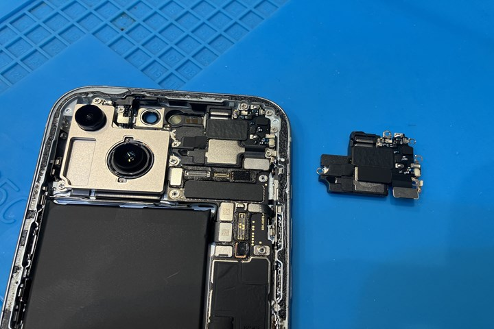 モバイルスイカやタッチ決済が出来ない？NFCアンテナの修理