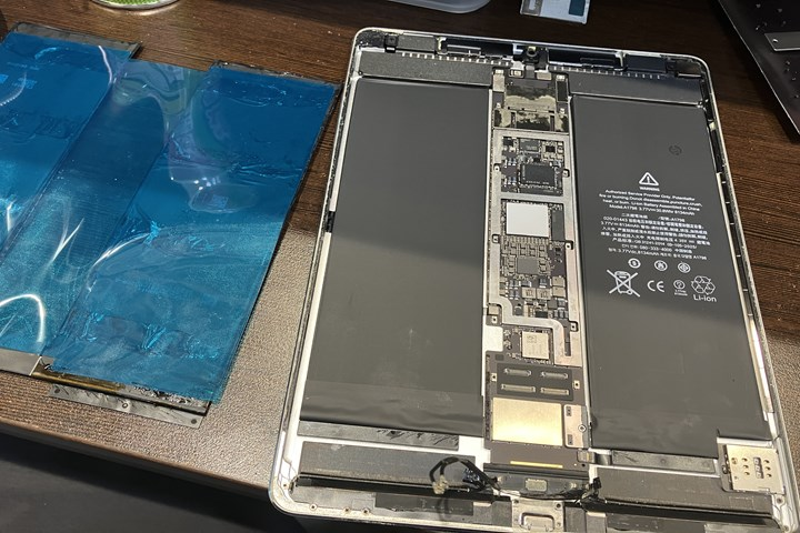 電池持ち悪化してきたiPadPro10.5のバッテリー交換依頼を紹介