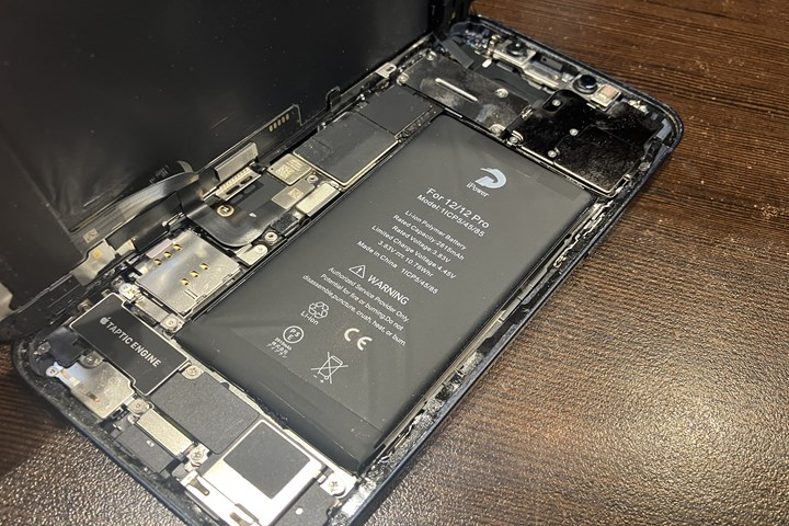 急に電源が落ちる。電池故障の可能性があるので一度診断へ！