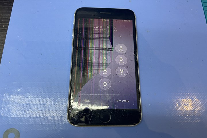 ガラス割れ・液晶割れ・タッチ不良のiPhoneSE3を修理 | iPhone修理
