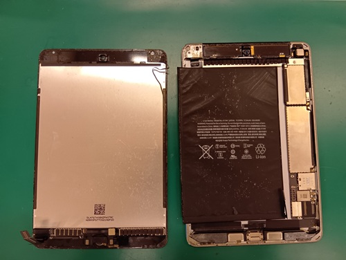 【木津川市】iPadmini 膨張バッテリー交換！