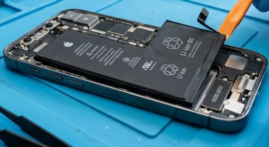 スマホを充電してもすぐに無くなってしまう...そんな時は！