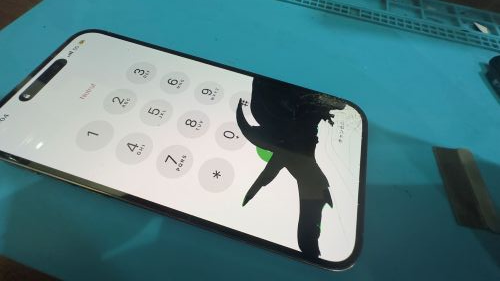 iPhone修理　液晶割れ　ダイワンテレコム　渋谷　即日