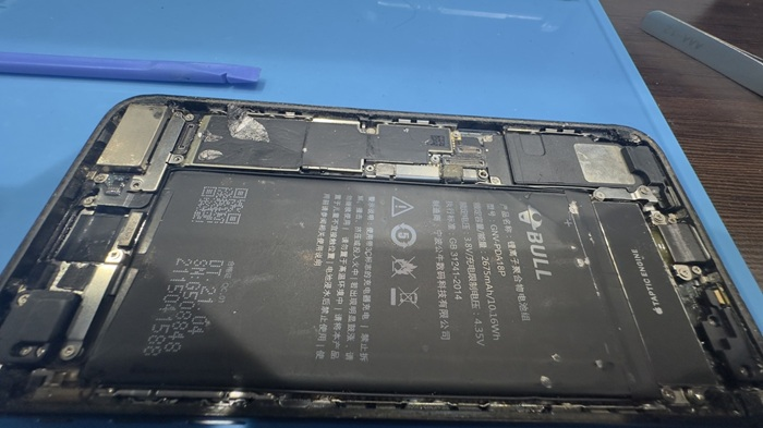 iPhone　水没　データ救出　ダイワンテレコム　渋谷