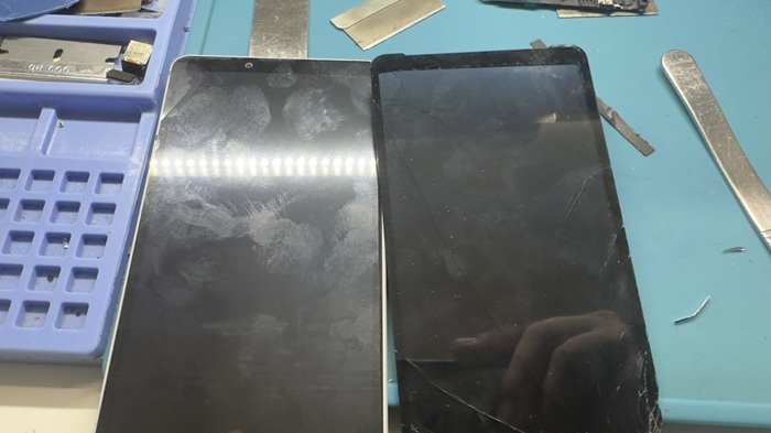 Android　XPERIA　ダイワンテレコム　渋谷　即日　液晶割れ