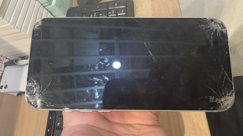 iPhone修理　液晶割れ　ダイワンテレコム　即日　iPhone17ProMAX