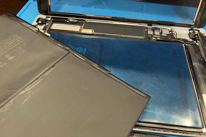 起動不可なiPad 第9世代端末の修復依頼をご紹介！