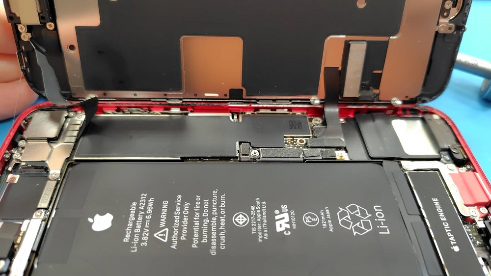 SE2のバッテリー交換、即日対応！