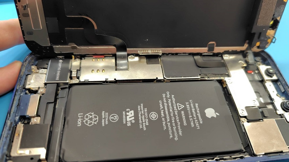 iPhone12miniのバッテリー交換もダイワンテレコムで