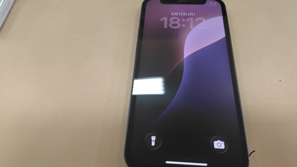 タッチが効かなくなったiPhone12miniも液晶交換で直りました