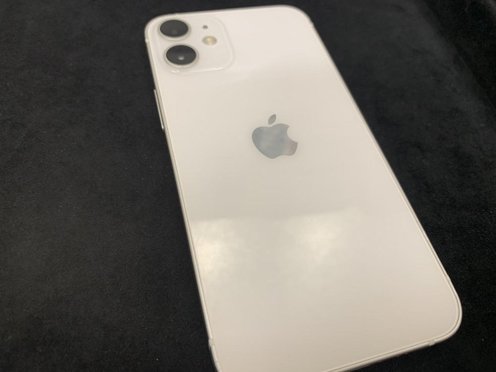 最大容量69％のiPhone12miniのバッテリー交換