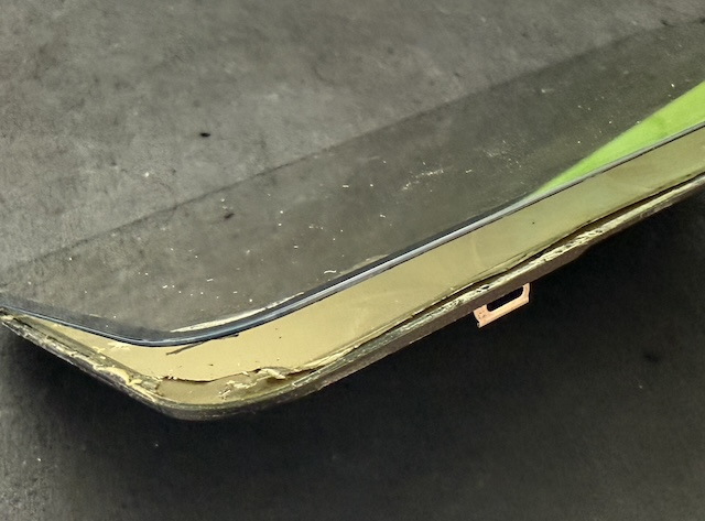 iPhone画面剥離故障