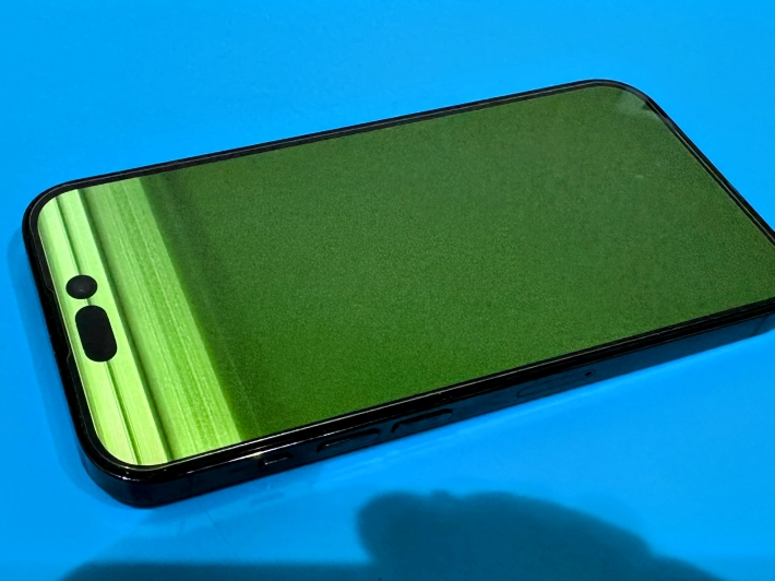 iPhone14Pro　液晶不良