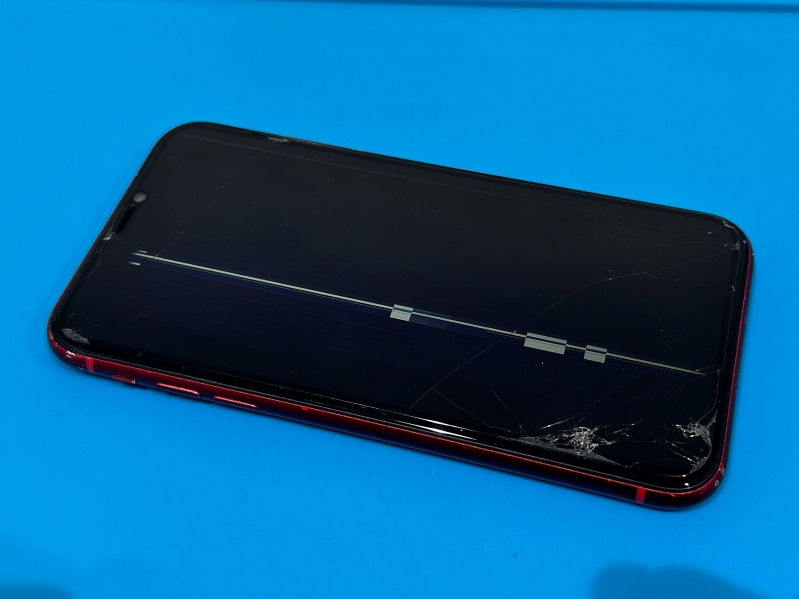 iPhone11　液晶不良