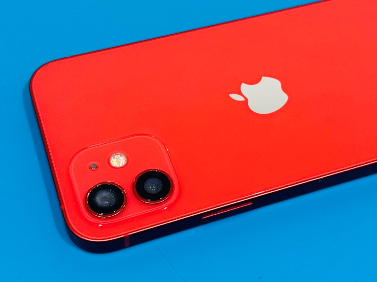 iPhone 12 水没で画面が映らない修理｜名古屋・栄