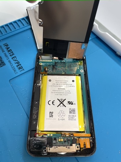 iPodTouch4　ヒートシンクパネル