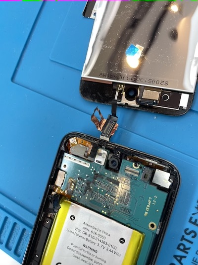 iPodTouch　画面割れ修理
