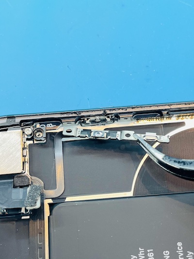 iPhone7 スリープボタン修理