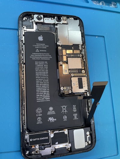 iPhone11Pro ライトニングコネクタ