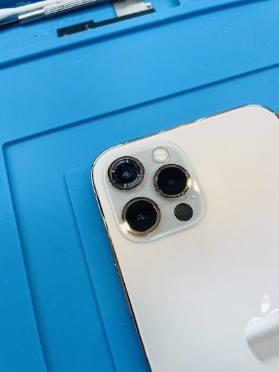 iPhone12Pro リアカメラレンズ割れ