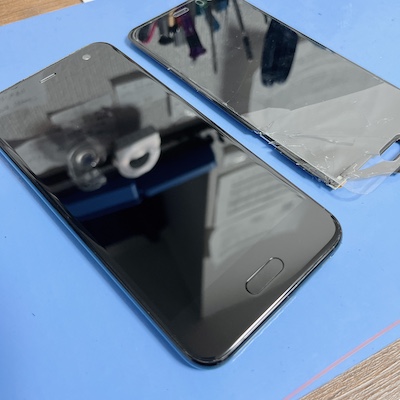 HTC U11 lifeの画像
