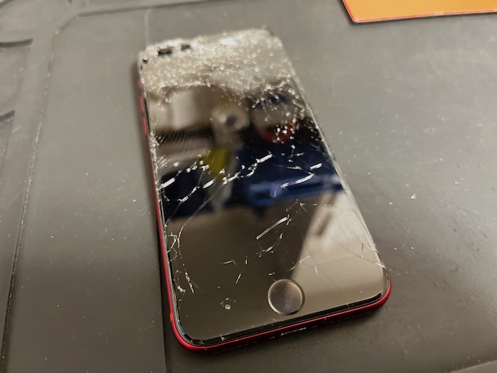 iPhoneSE第3世代　修理