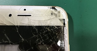 iPhone6の画面割れを修理いたしました