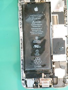 iPhoneが水没してしまった！時の対処法