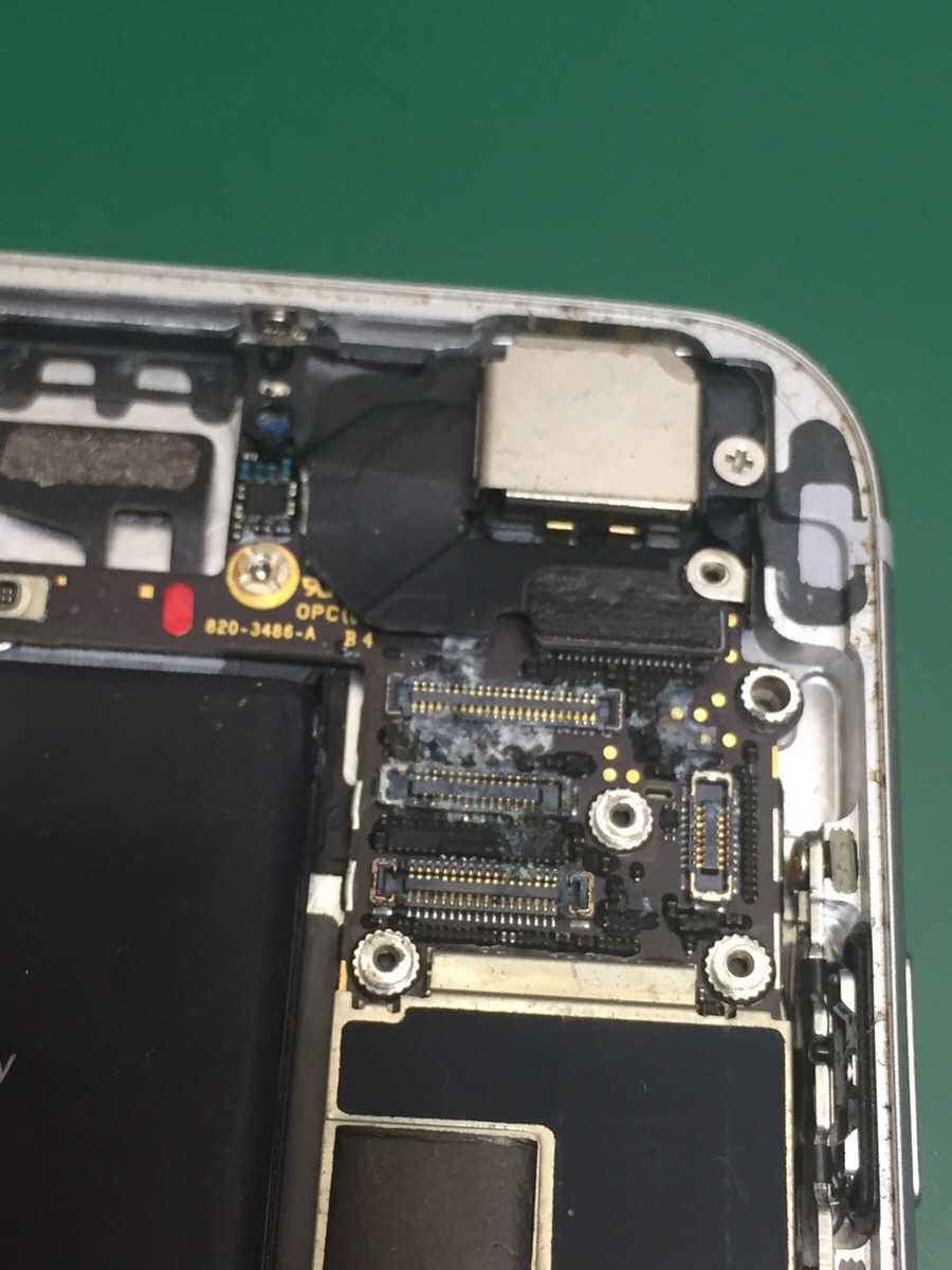 iPhone6　水没修理ご希望のお客様